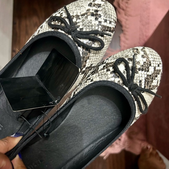 Cute ballet flats - Picture 1 of 5